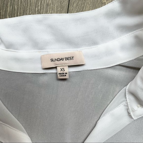 Aritzia Sunday Best Sheer White Button Down Blouse Size XS - Picture 5 of 7